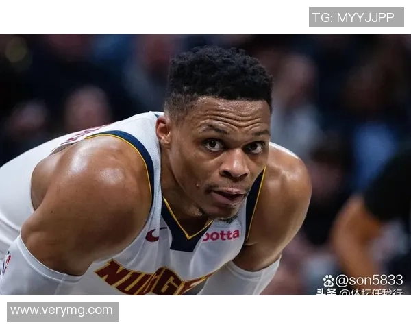 快船与勇士激战季后赛精彩视频回顾与分析